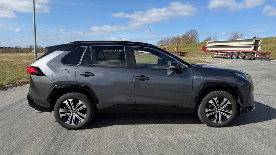 Toyota RAV4 2,5 Plug-in Hybrid H3 Style AWD-i 5d