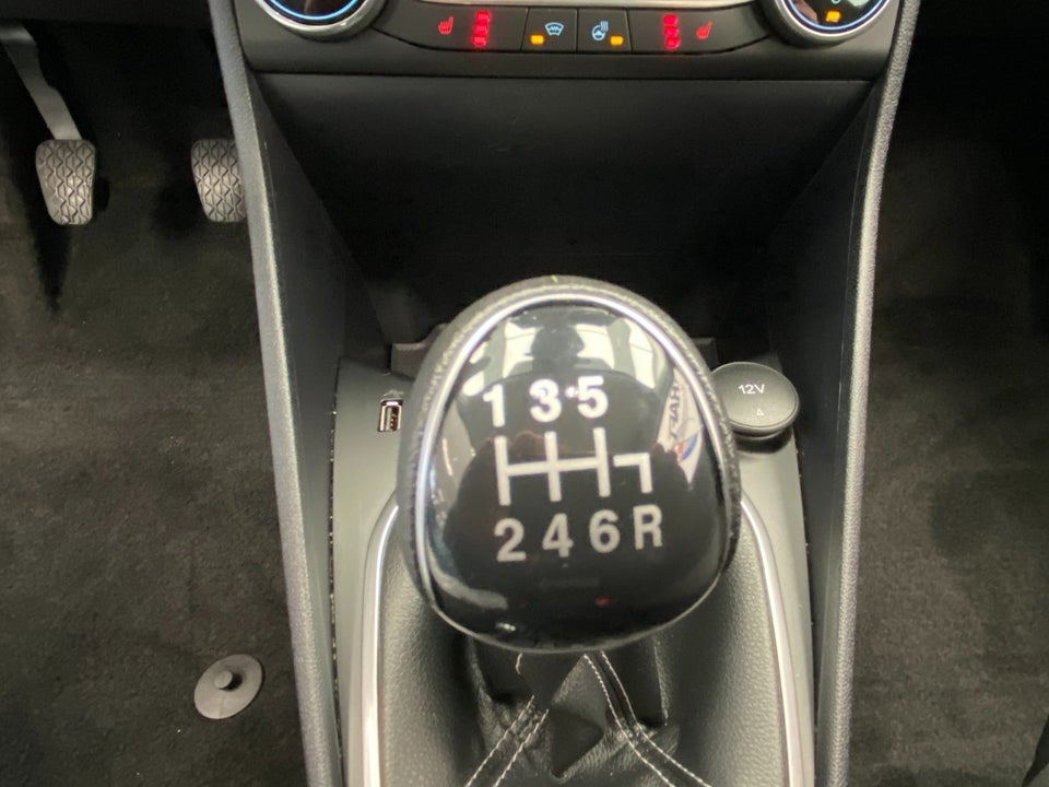 Ford Fiesta 1,0 EcoBoost mHEV Titanium 5d