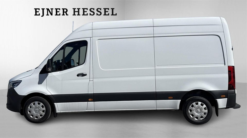 Mercedes Sprinter 215 2,0 CDi A2 Kassevogn aut. FWD