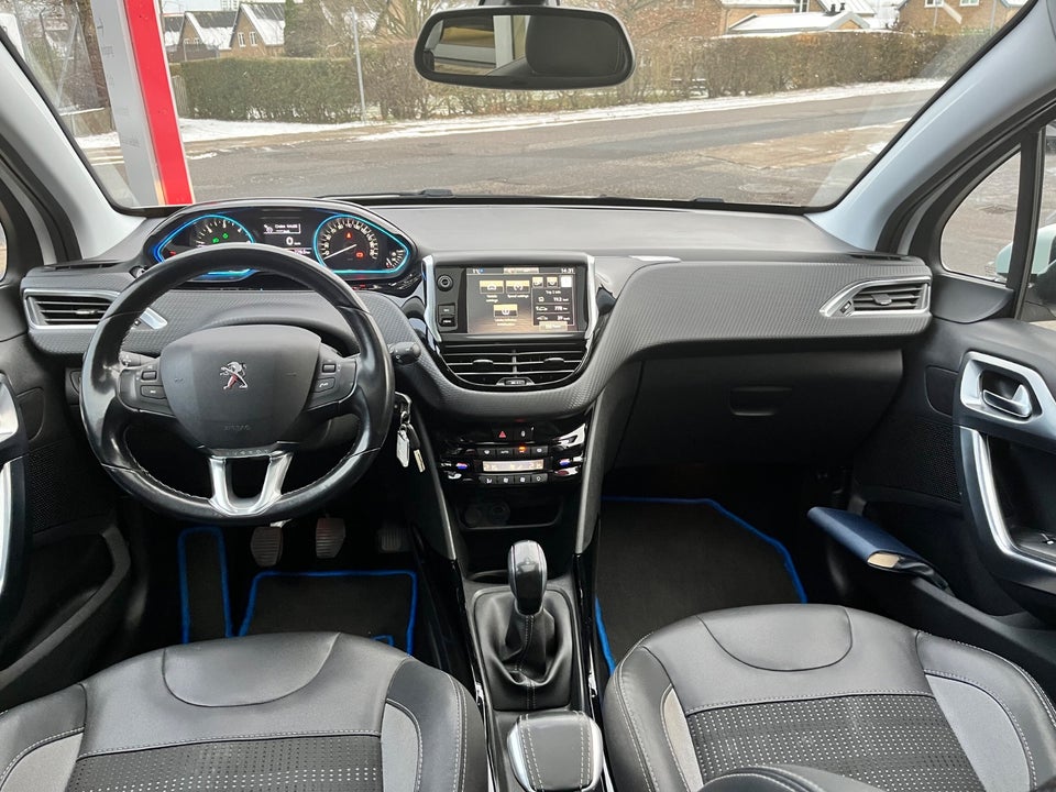 Peugeot 2008 1,6 BlueHDi 100 Desire Sky 5d