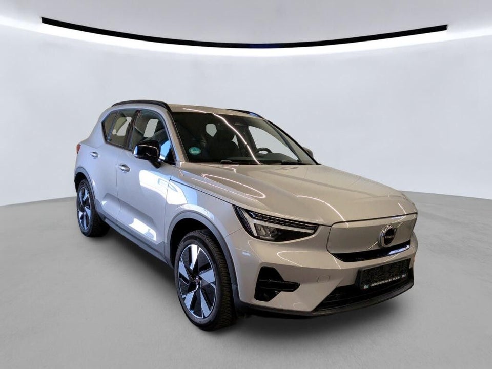 Volvo XC40 ReCharge Extended Range Plus 5d