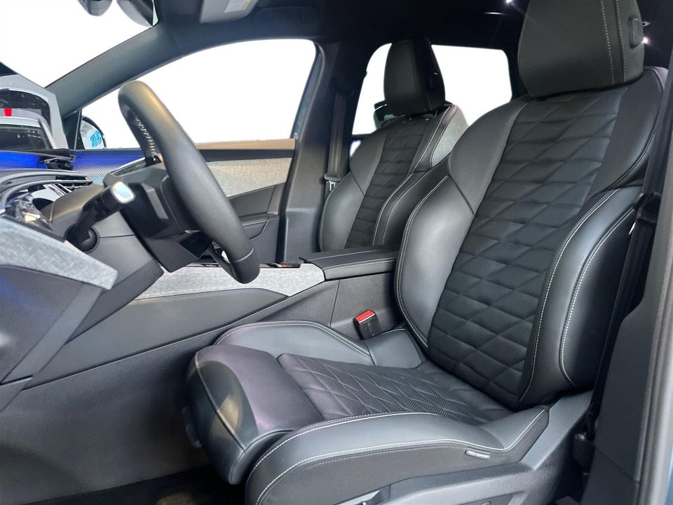 Peugeot e-5008 77 GT Pack 7prs 5d