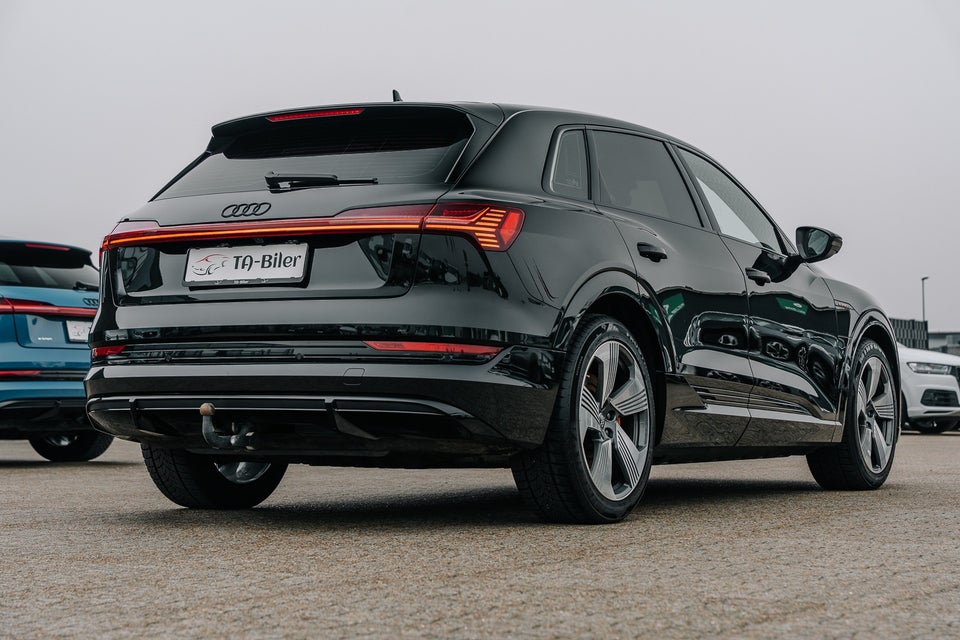 Audi e-tron 50 Black Edition S-line quattro 5d