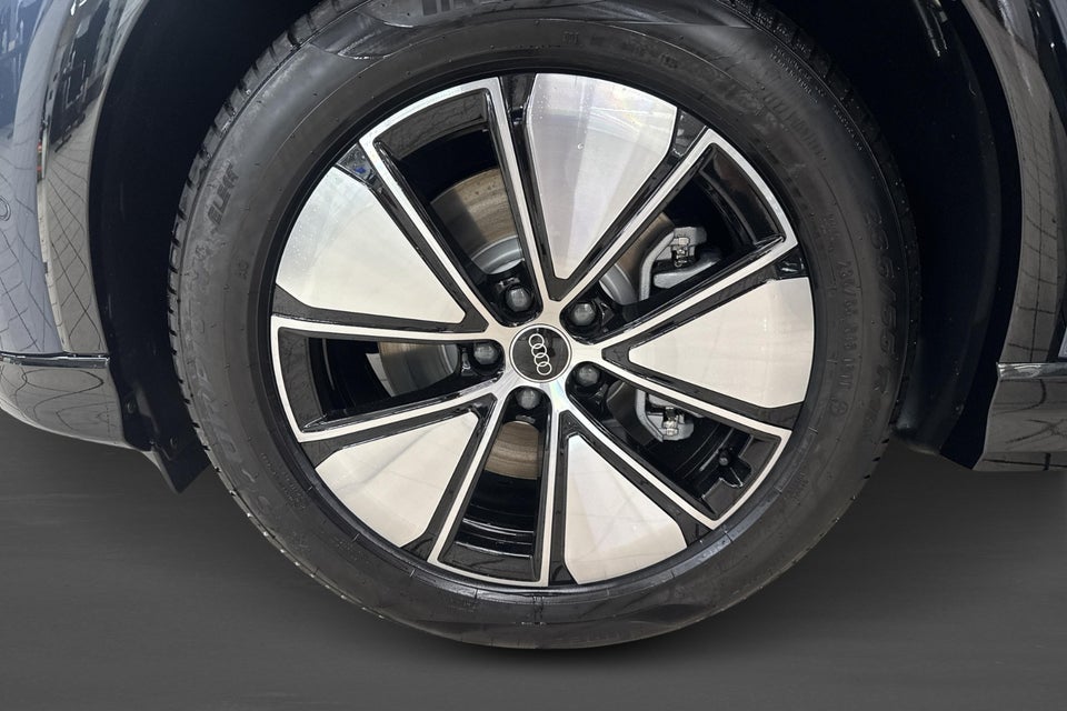 Audi Q4 e-tron performance 5d