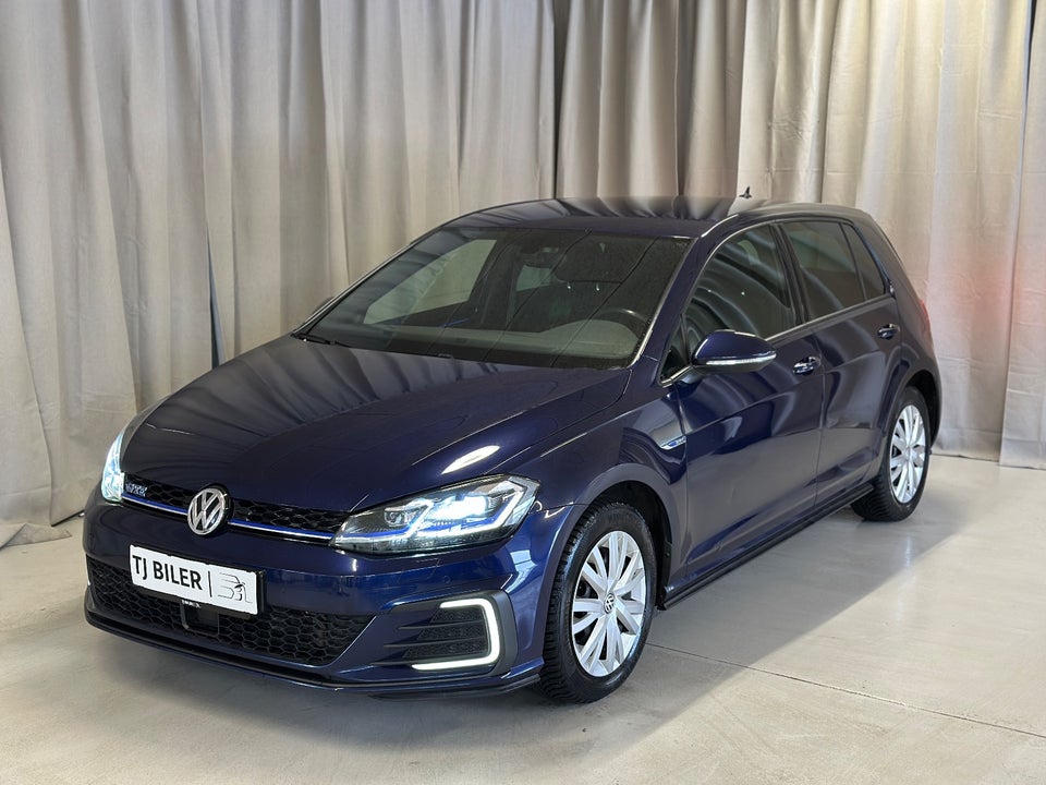 VW Golf VII 1,4 GTE DSG 5d