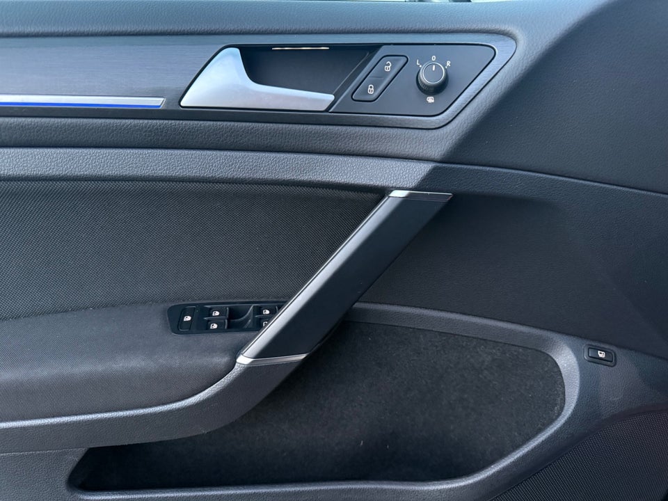 VW Golf VII 1,4 GTE DSG 5d