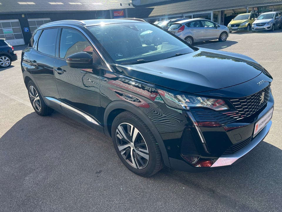 Peugeot 3008 1,6 Hybrid First Selection EAT8 5d