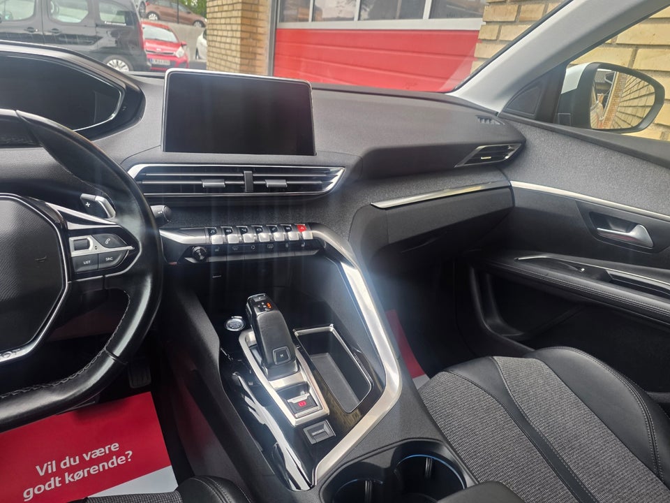 Peugeot 3008 1,5 BlueHDi 130 Allure EAT8 5d