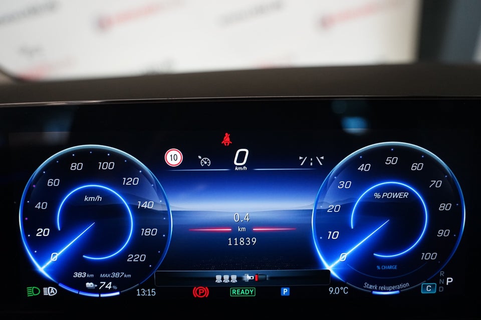 Mercedes EQA250+ Progressive 5d