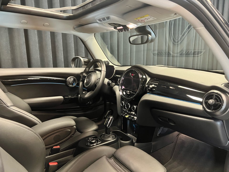 MINI Cooper SE Edition Premium Plus 3d