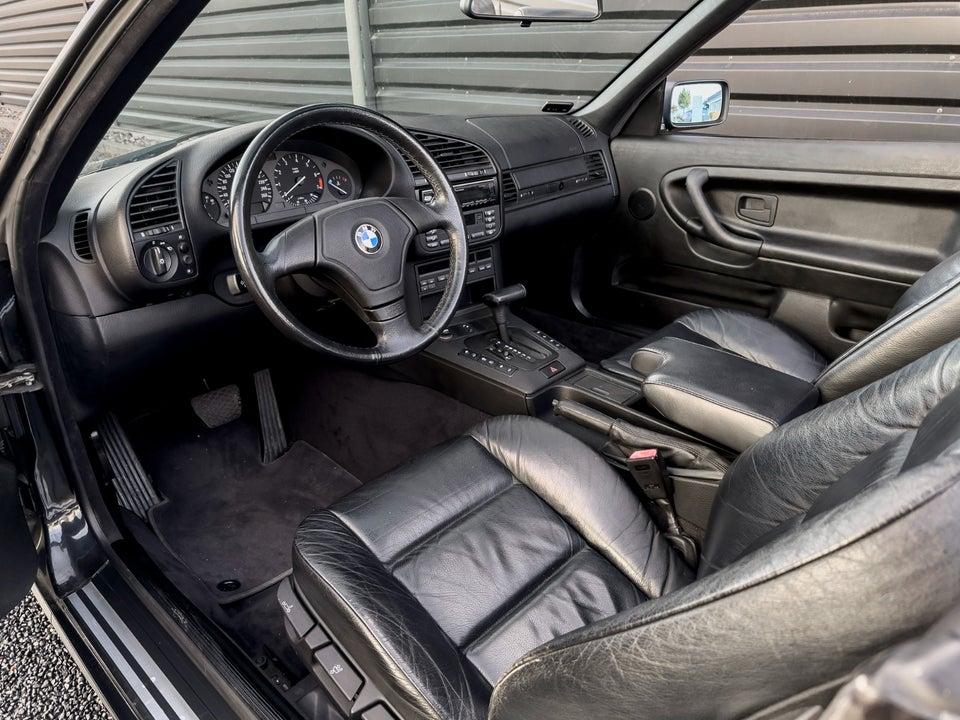 BMW 328i 2,8 Cabriolet aut. 2d