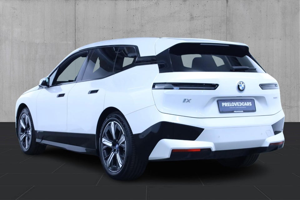 BMW iX xDrive40 Sport 5d
