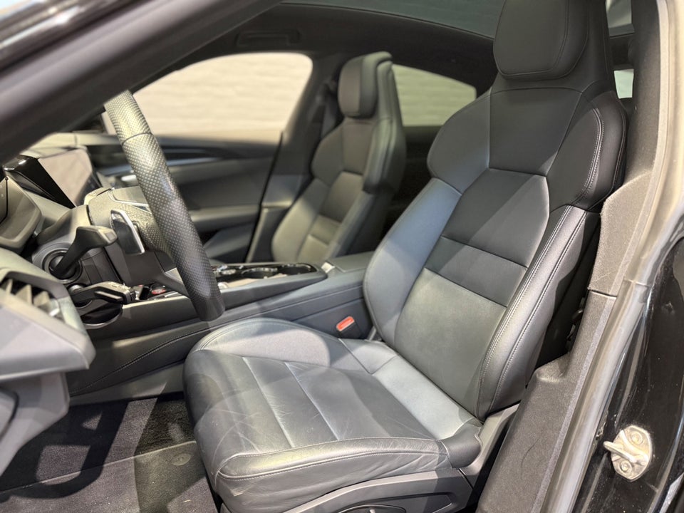 Audi e-tron GT quattro 4d