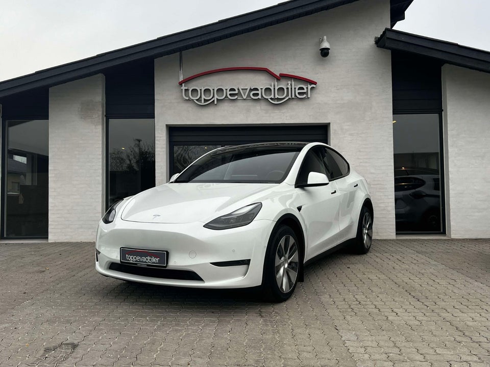 Tesla Model Y Long Range AWD 5d