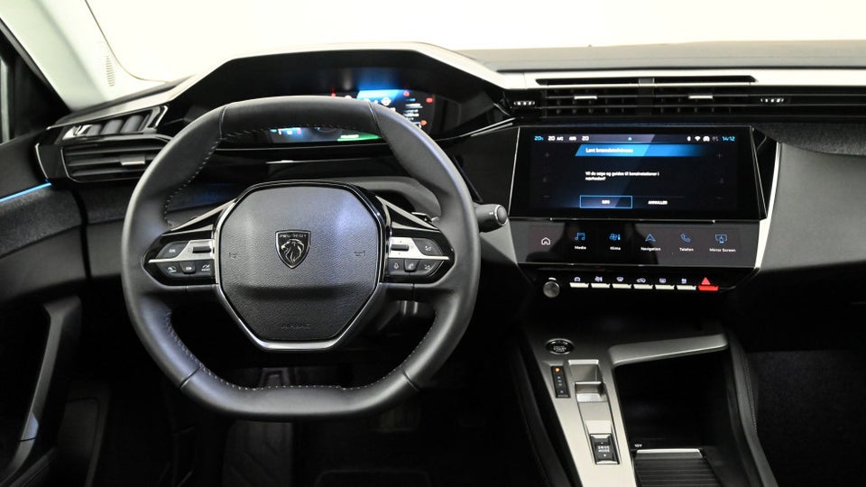 Peugeot 408 1,6 Hybrid Allure Pack EAT8 5d