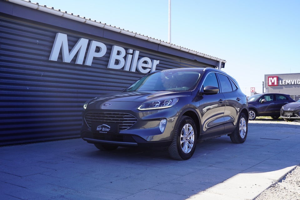 Ford Kuga 2,5 PHEV Titanium CVT 5d