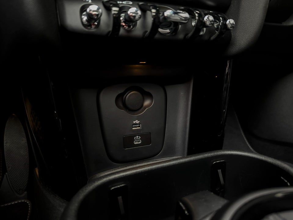 MINI Cooper SE Younique Trim 3d