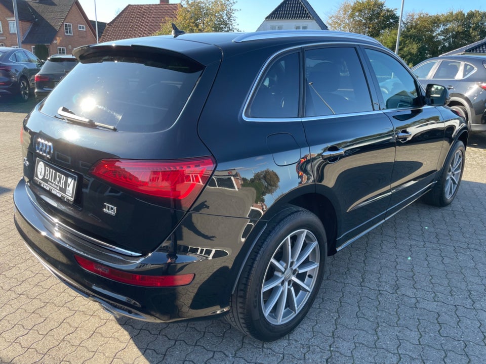 Audi Q5 3,0 TDi 258 S-line quattro S-tr. 5d