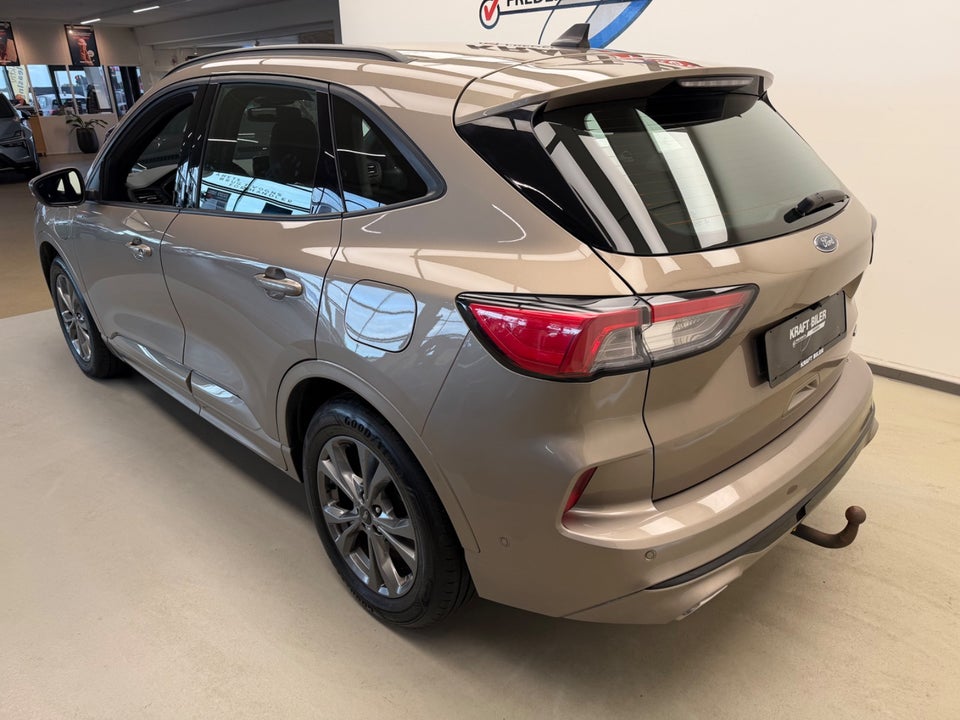 Ford Kuga 2,5 PHEV ST-Line CVT 5d