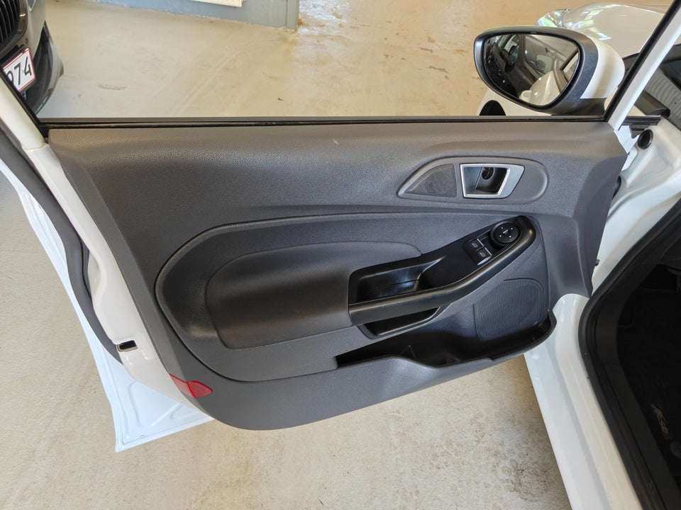 Ford Fiesta 1,0 80 Trend 5d