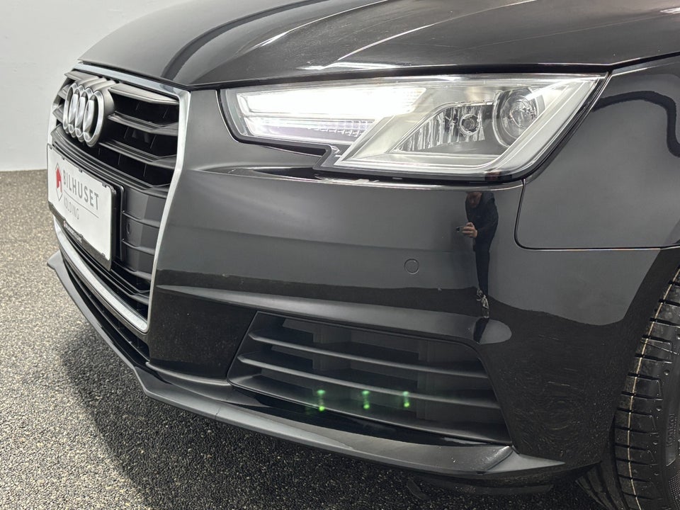 Audi A4 40 TFSi Prestige S-tr. 4d