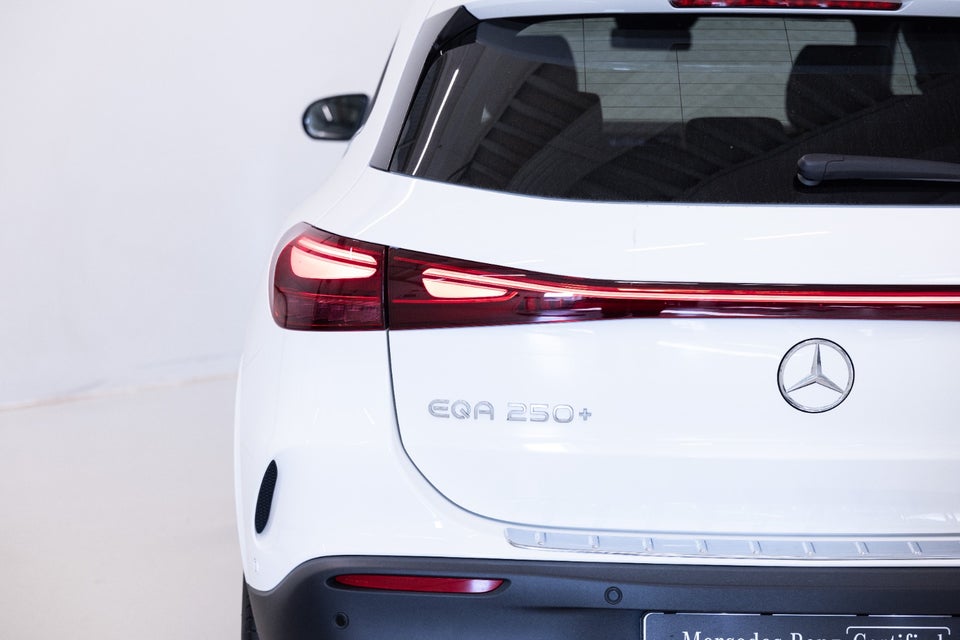 Mercedes EQA250+ AMG Premium 5d