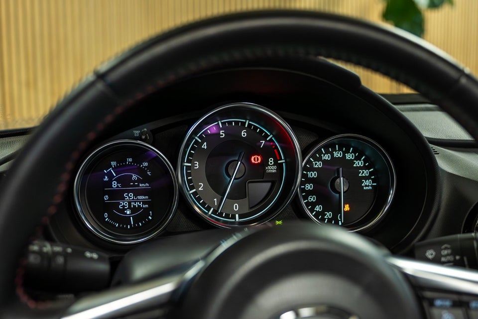 Mazda MX-5 1,5 SkyActiv-G 132 Roadster Edition 2d