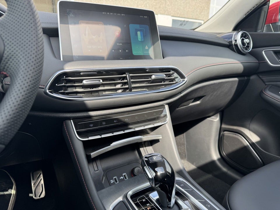 MG EHS 1,5 PHEV Luxury 5d