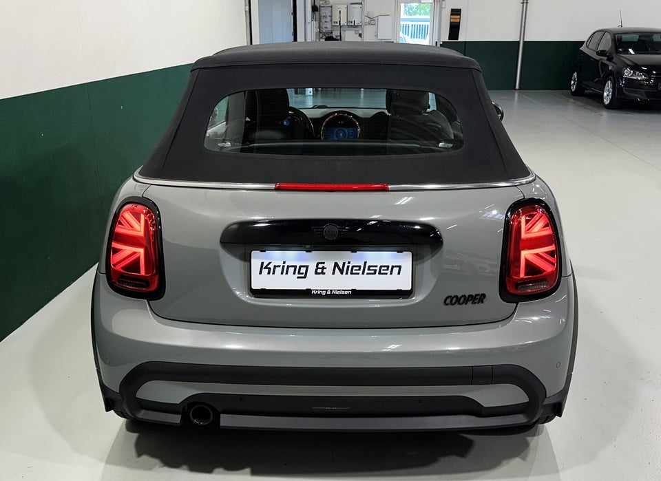 MINI Cooper 1,5 Experience Cabriolet aut. 2d