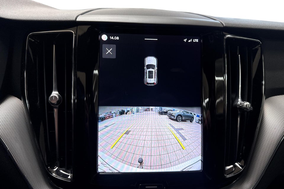 Volvo XC60 2,0 T6 ReCharge R-Design aut. AWD 5d