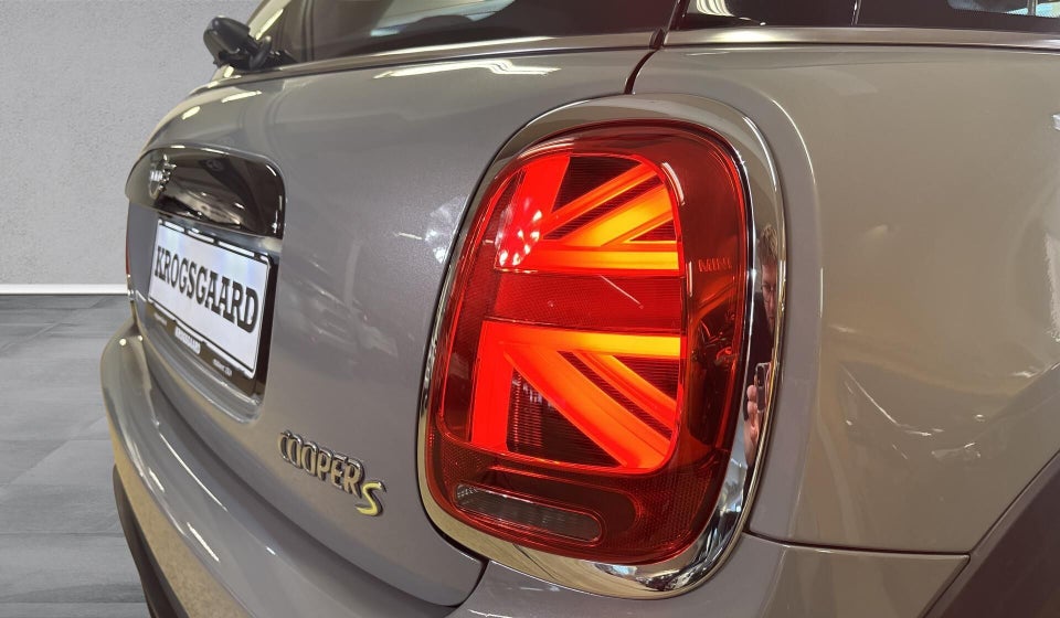 MINI Cooper SE Camden Edition 3d