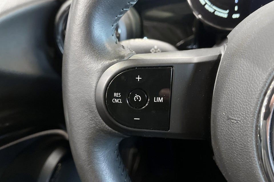 MINI Cooper SE Classic Trim 3d