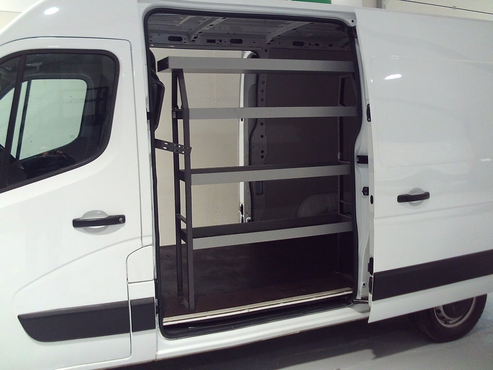 Renault Master IV T33 2,3 dCi 150 L2H2 Kassevogn