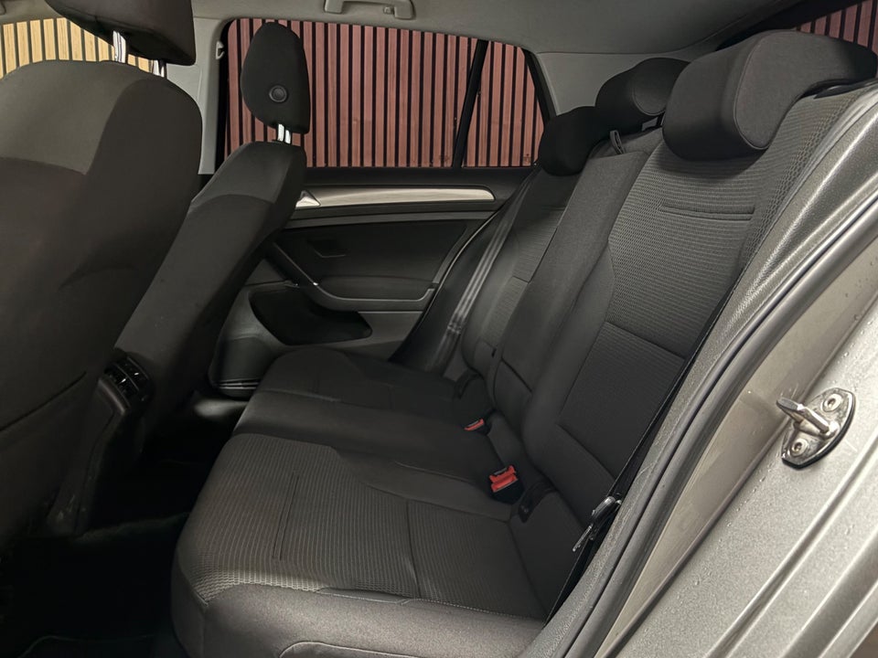 VW Golf VII 1,4 TSi 122 Comfortline BMT 5d