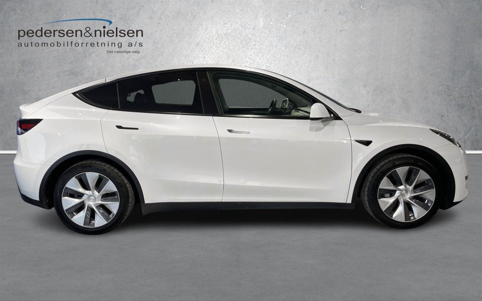 Tesla Model Y RWD 5d