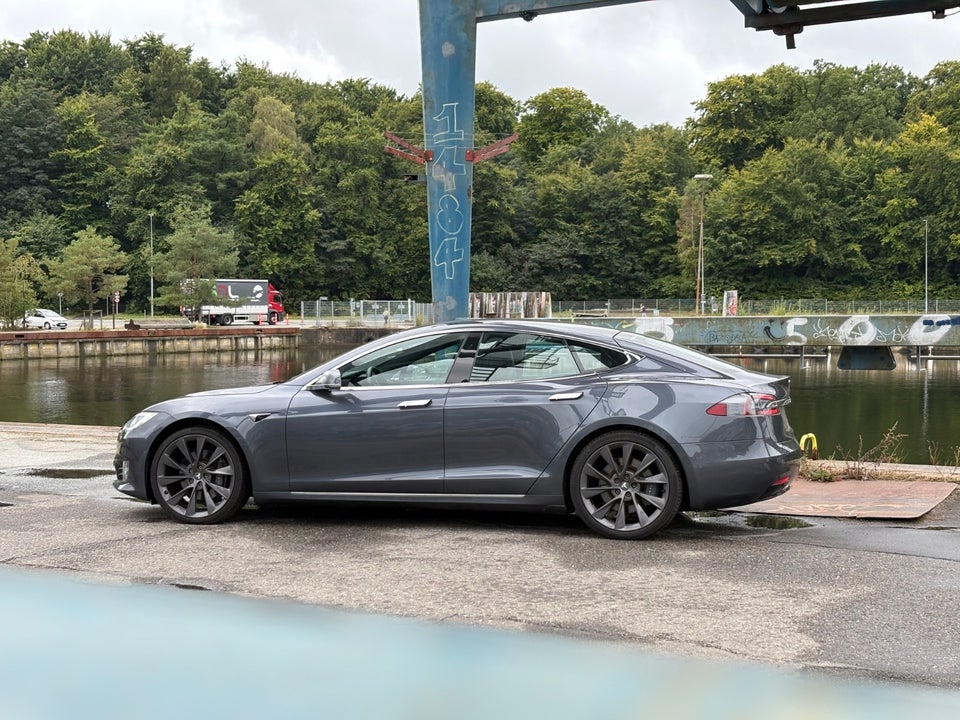 Tesla Model S 75D 5d