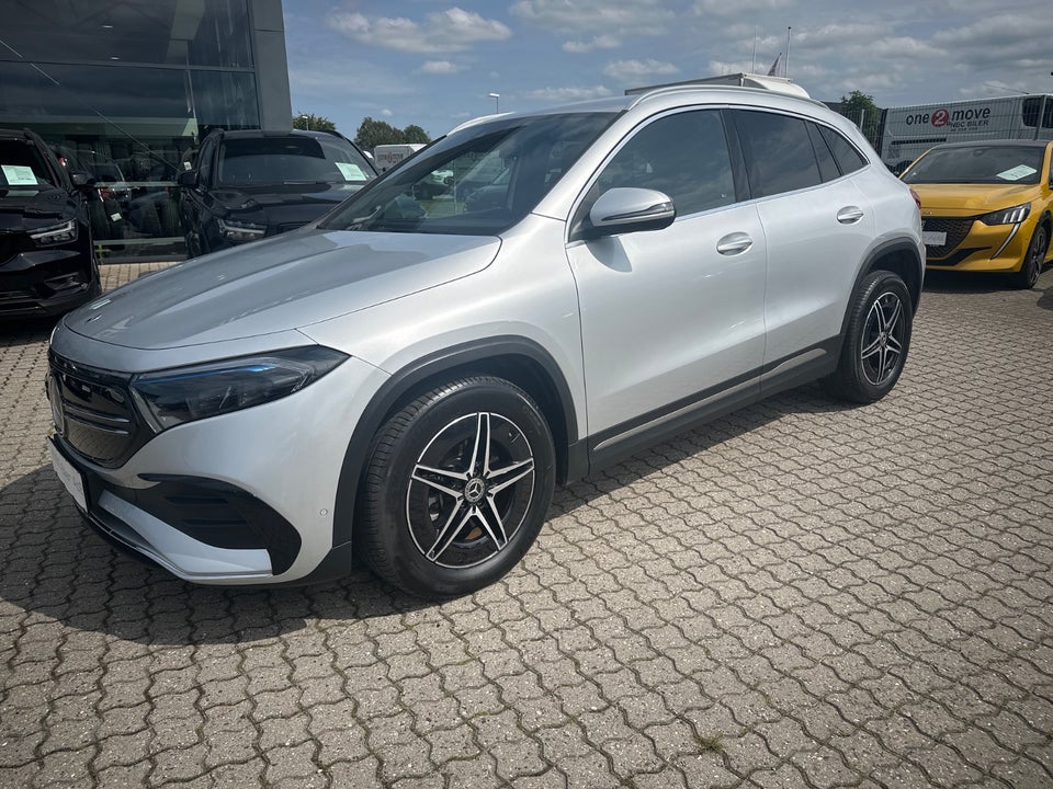 Mercedes EQA350 AMG Line 4Matic 5d