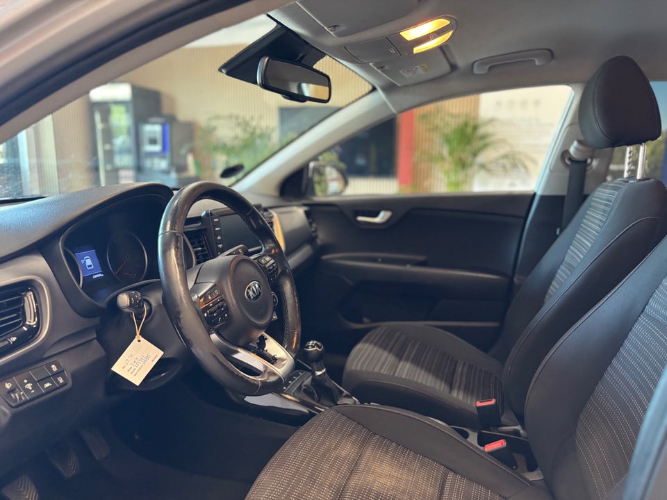 Kia Stonic 1,2 Attraction 5d