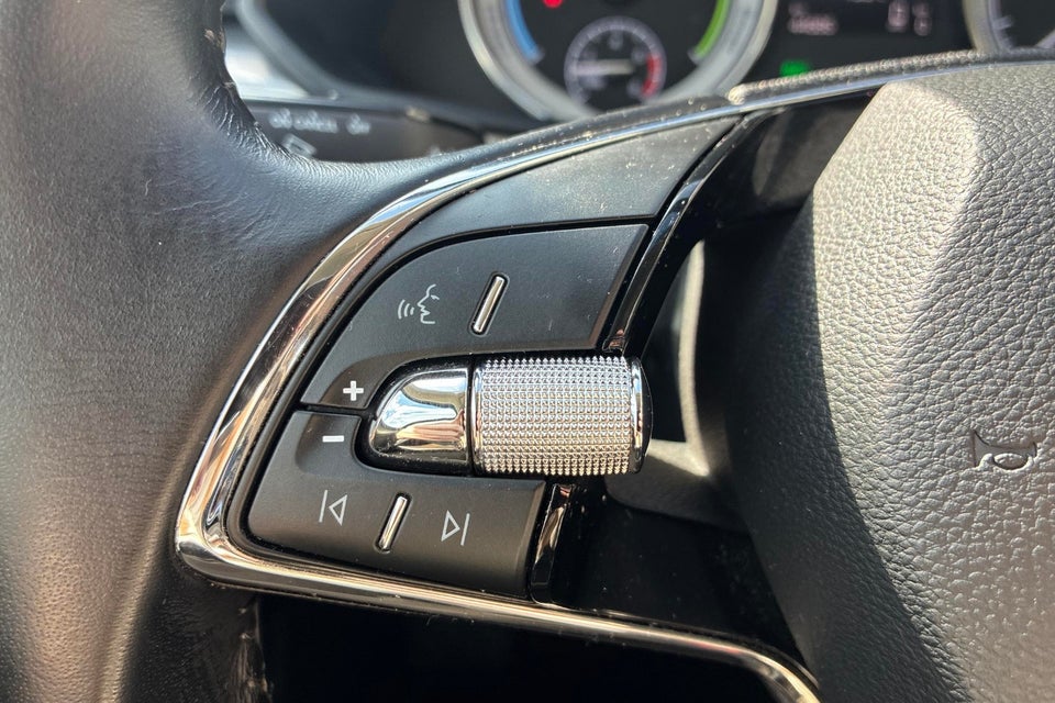 Skoda Superb 1,4 TSi iV DSG 5d