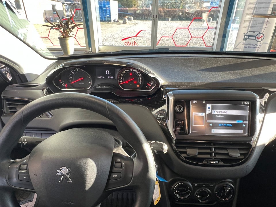 Peugeot 208 1,2 VTi Active 5d