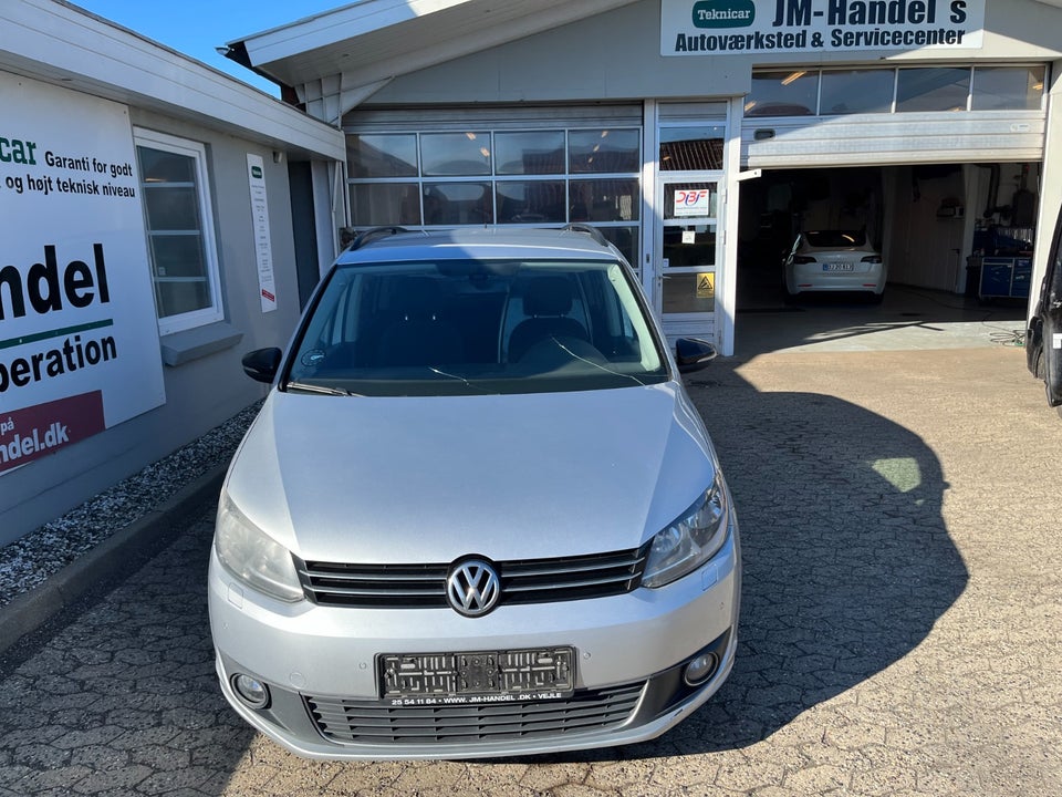 VW Touran 1,6 TDi 105 Comfortline DSG BM Van 5d