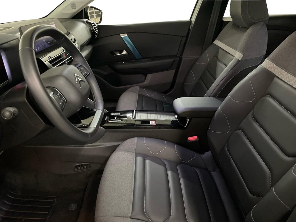 Citroën ë-C4 X 50 Shine 4d