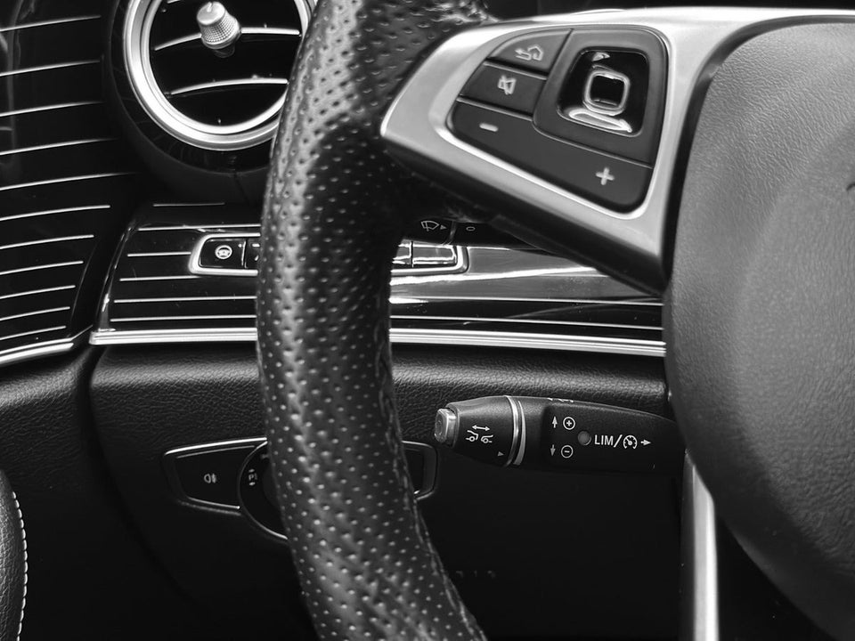 Mercedes E220 d 2,0 AMG Line stc. aut. 5d