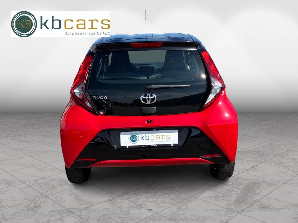 Toyota Aygo 1,0 VVT-i x-clusiv 5d