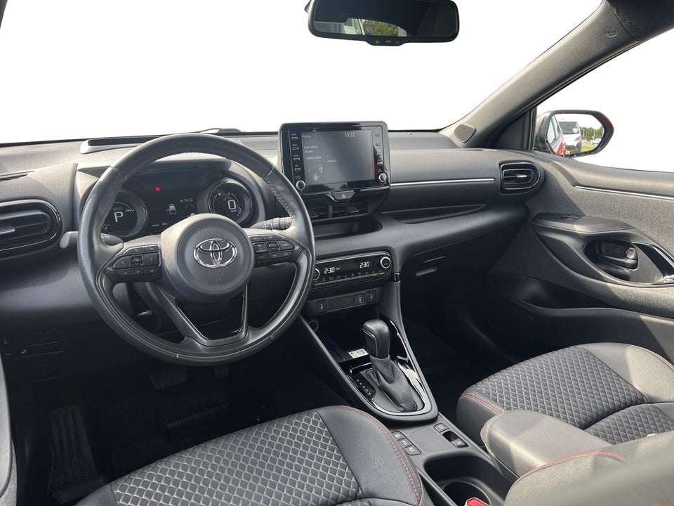 Toyota Yaris 1,5 Hybrid H3 Premier Edition e-CVT 5d