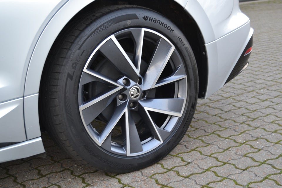 Skoda Enyaq 80 iV Sportline 5d