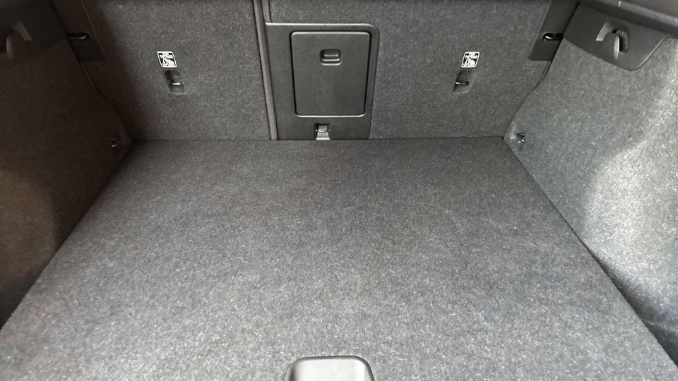 Volvo XC40 P6 ReCharge Core 5d