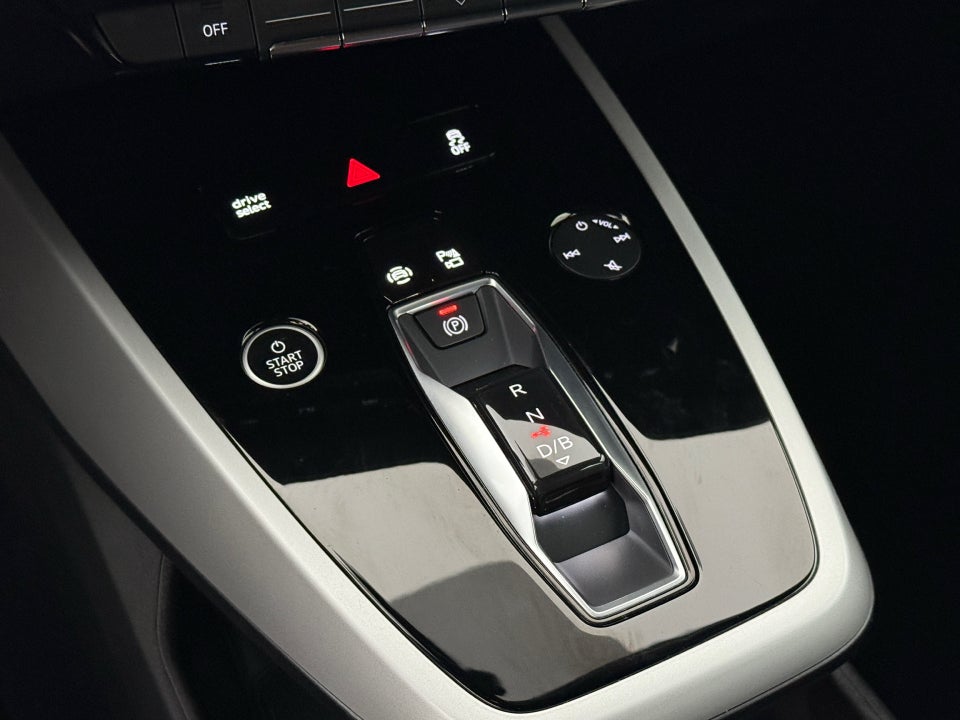 Audi Q4 e-tron 45 Attitude Sportback quattro 5d