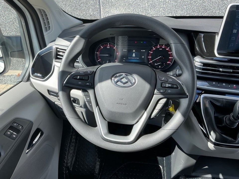 Maxus Deliver 9 2,0 TD L4 Chassis RWD 2d