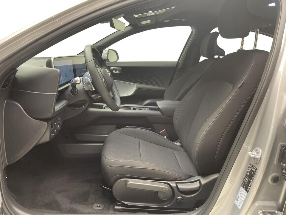 Hyundai Ioniq 6 53 Essential 4d